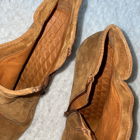 Chie Mihara suede heeled booties cognac tan brown luxury - Picture 11 of 16